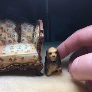 Miniature COCKER SPANIEL DOG ceramic Holding Paw Up to Shake Hands Excellent